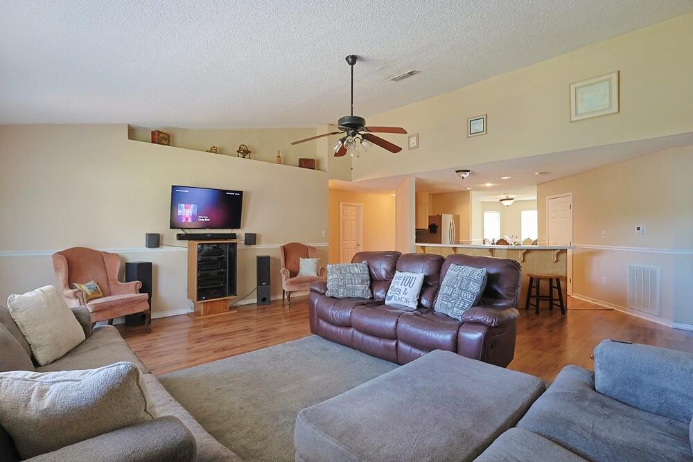5205 Whitehurst Lane Crestview, FL 32536 - Photo 18 of 35 Living Room.3