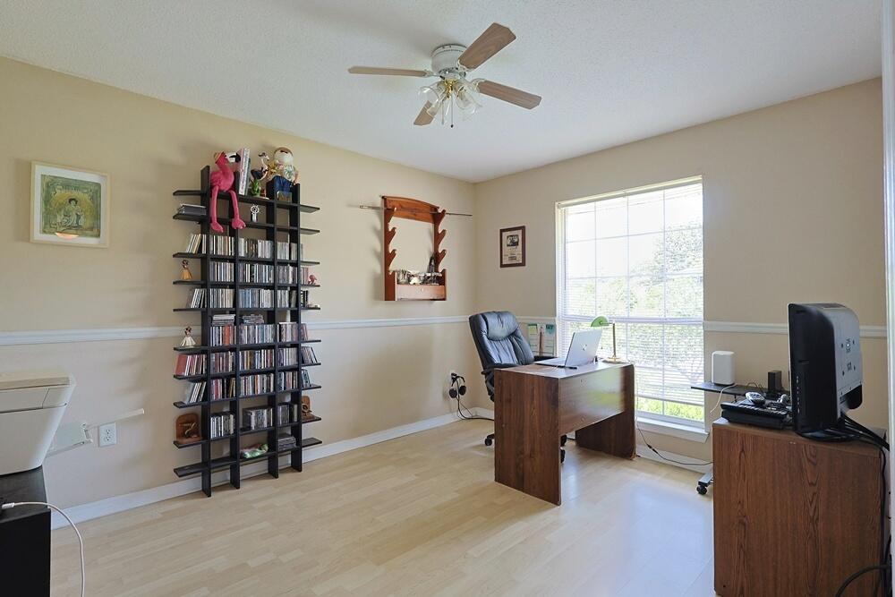 5205 Whitehurst Lane Crestview, FL 32536 - Photo 24 of 35 Guest Bedroom Office.1