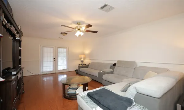 $295,000 | 3400 Timmons Lane, Unit 48, Houston, TX 77027