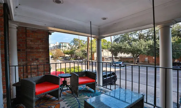 $295,000 | 3400 Timmons Lane, Unit 48, Houston, TX 77027
