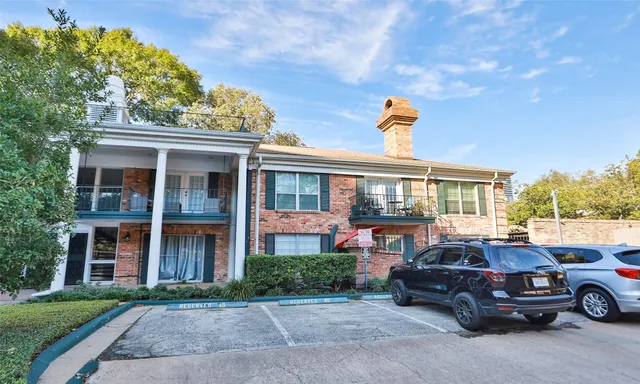 $295,000 | 3400 Timmons Lane, Unit 48, Houston, TX 77027