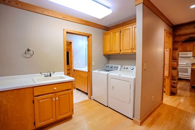 $675,000 | 13869 Hardy Lake Road Southwest, Pillager, MN 56473