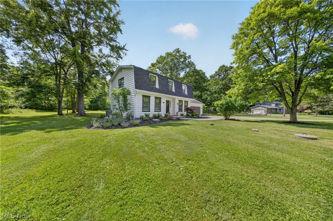 6306 Stone Road Hudson, OH 44236 - Photo 2 of 47