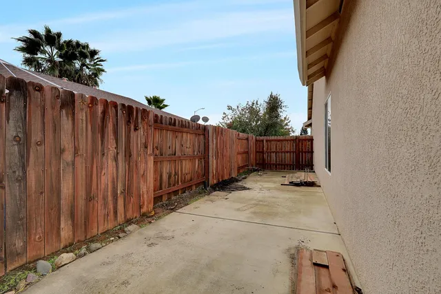 $389,900 | 2239 Roberta Avenue, Marysville, CA 95901