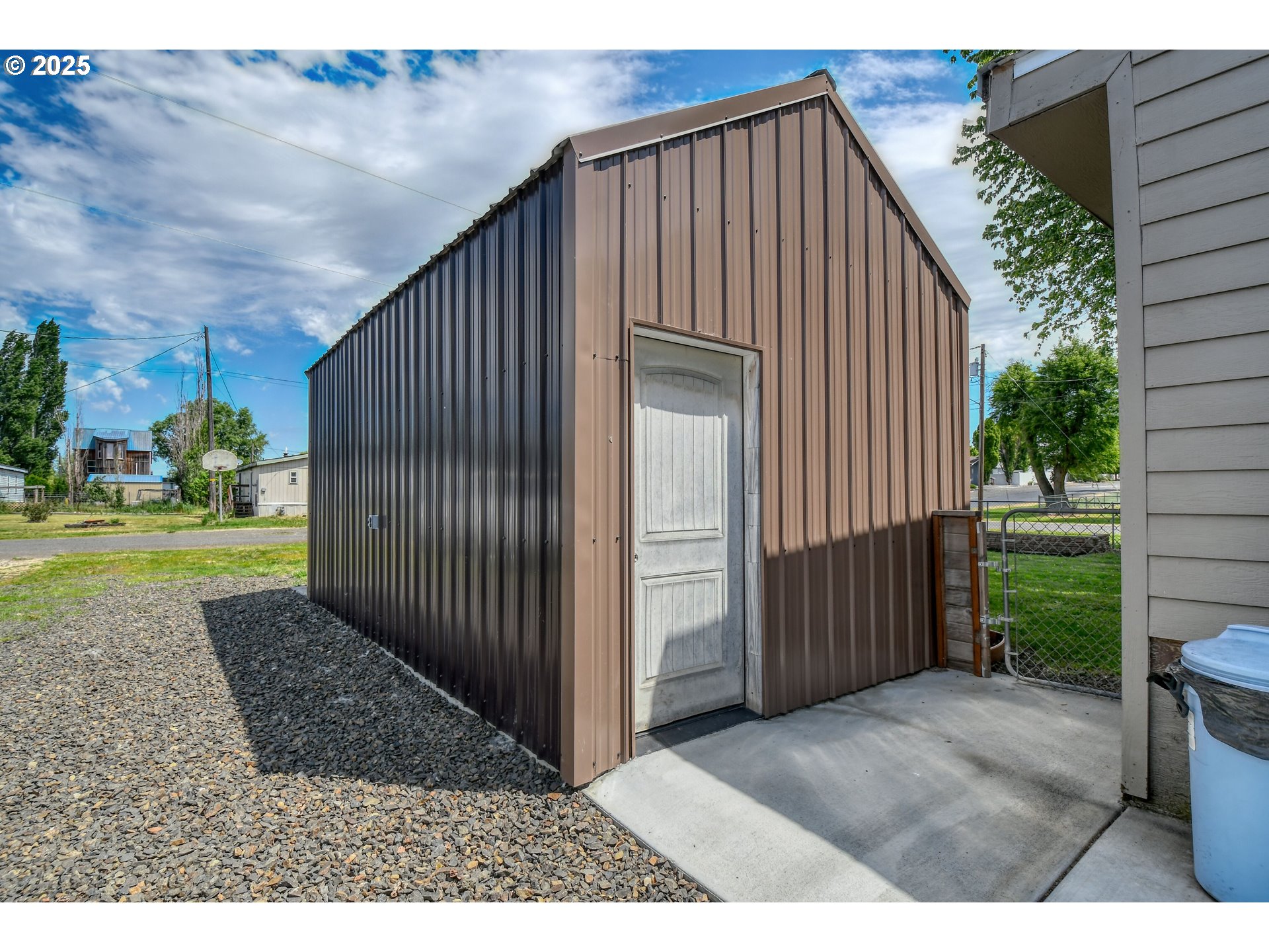 330 2nd Street Athena, OR 97813 - Photo 27 of 30 a view of backyard with cabin