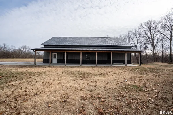 $819,999 | 857 Ariel View Lane, De Soto, IL 62924