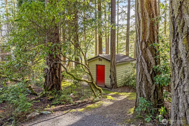 $995,000 | 931 Whitney Road, Quilcene, WA 98376