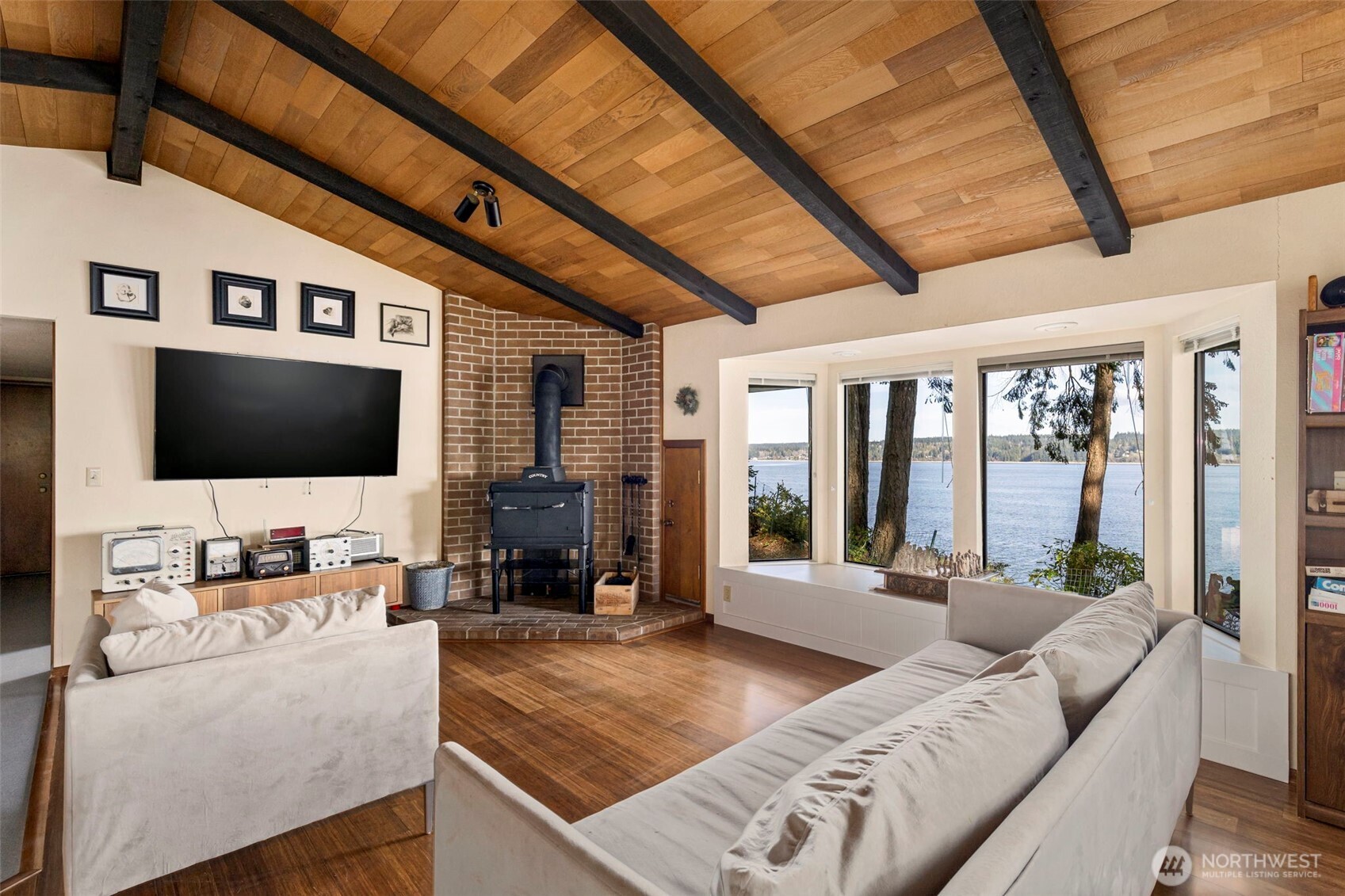 931 Whitney Road Quilcene, WA 98376 - Photo 7 of 37