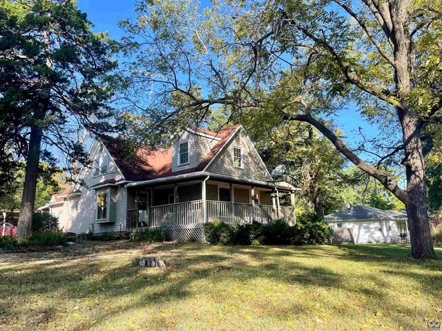 $119,900 | 2345 Southeast Virginia Avenue, Topeka, KS 66605