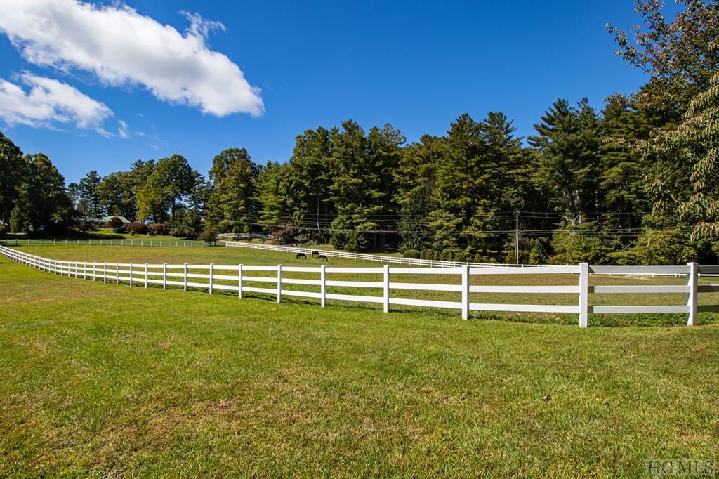 148 Pheasant Run Road Highlands, NC 28741 - Photo 39 of 49 Gallery Image 39