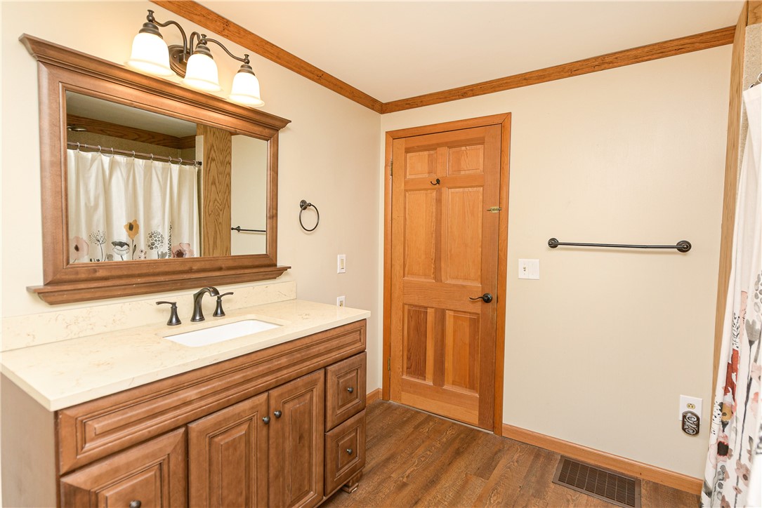 6088 Middlebrook Road South Bristol, NY 14512 - Photo 26 of 50 Primary Bath