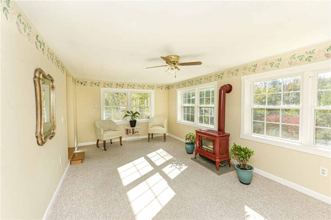 6088 Middlebrook Road South Bristol, NY 14512 - Photo 4 of 50 Sun Filled 4 season room