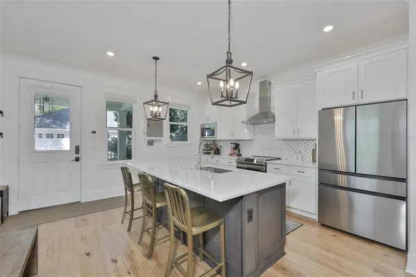 $749,000 | 2204 North Central Avenue, Unit 1, Tampa, FL 33602