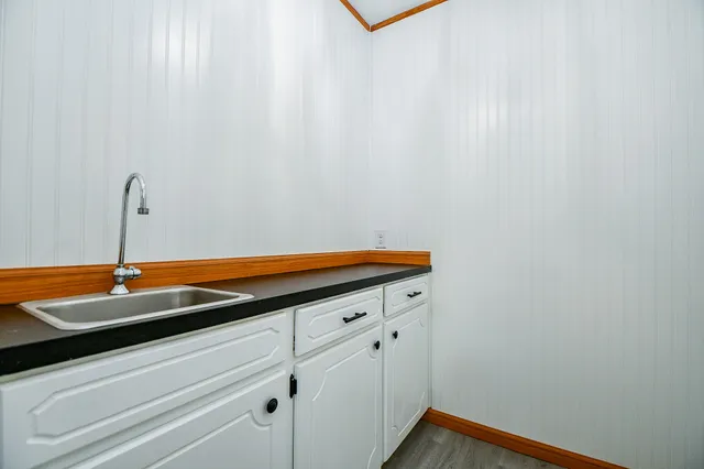 $1,900 | 1302 Brookmeade Court, Deer Park, TX 77536