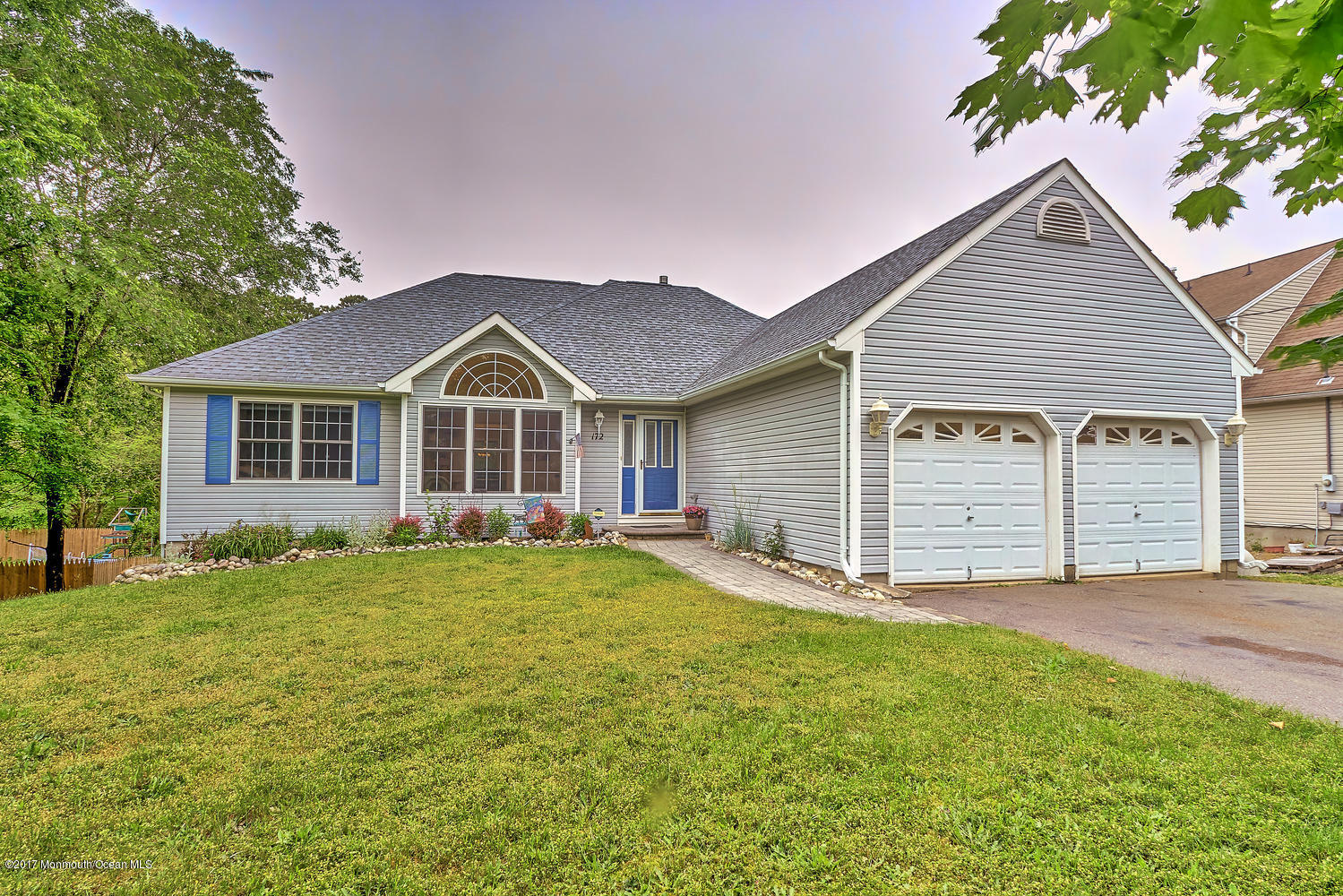 172 Commodore Road Manahawkin, NJ 08050 - Photo 1 of 25 172 Commodore Rd Manahawkin NJ-large-001