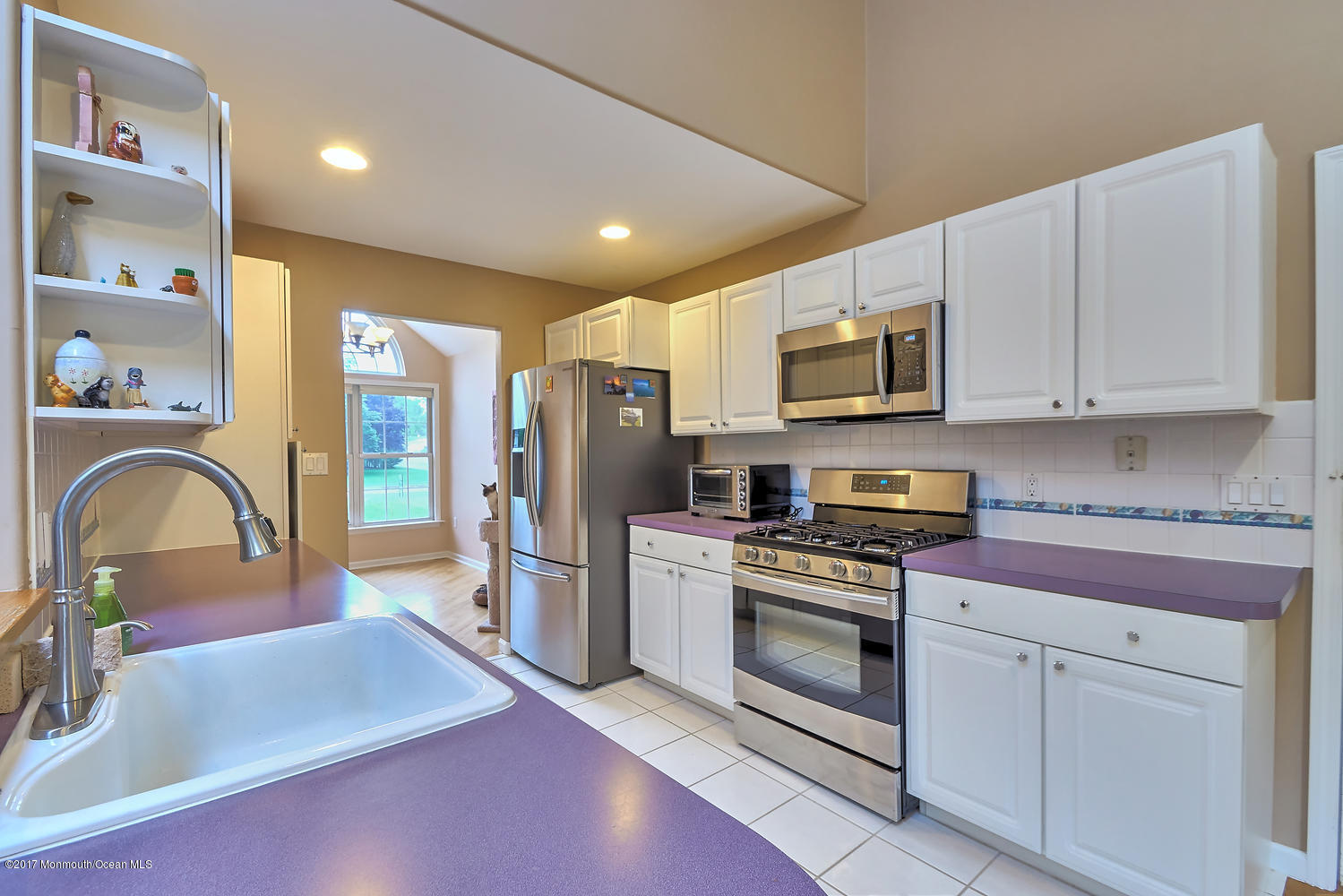 172 Commodore Road Manahawkin, NJ 08050 - Photo 13 of 25 172 Commodore Rd Manahawkin NJ-large-013