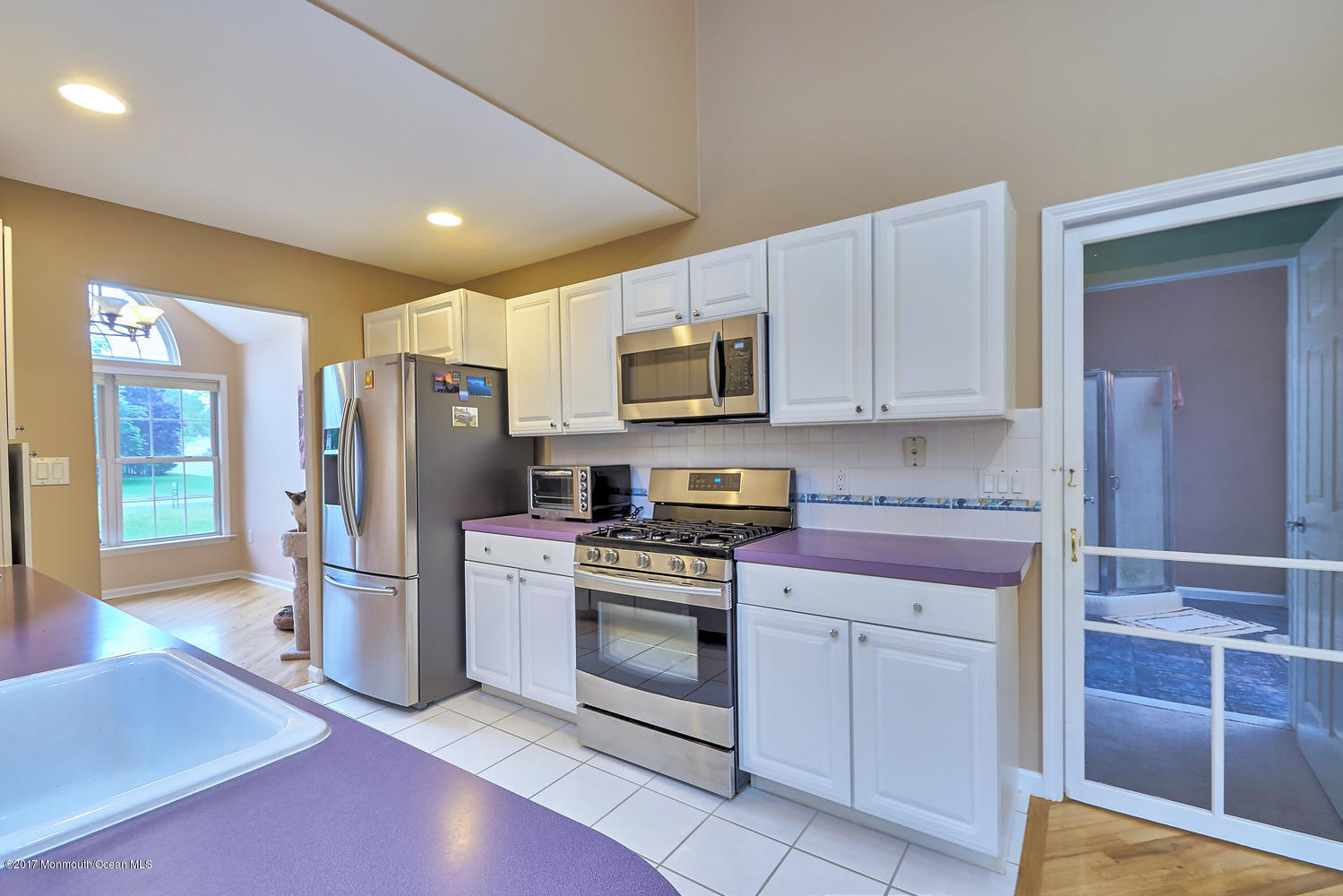 172 Commodore Road Manahawkin, NJ 08050 - Photo 14 of 25 172 Commodore Rd Manahawkin NJ-large-014