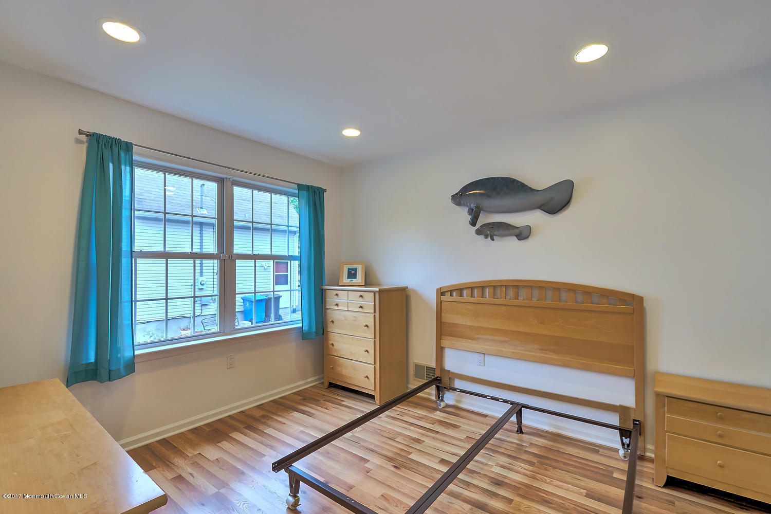 172 Commodore Road Manahawkin, NJ 08050 - Photo 17 of 25 172 Commodore Rd Manahawkin NJ-large-017