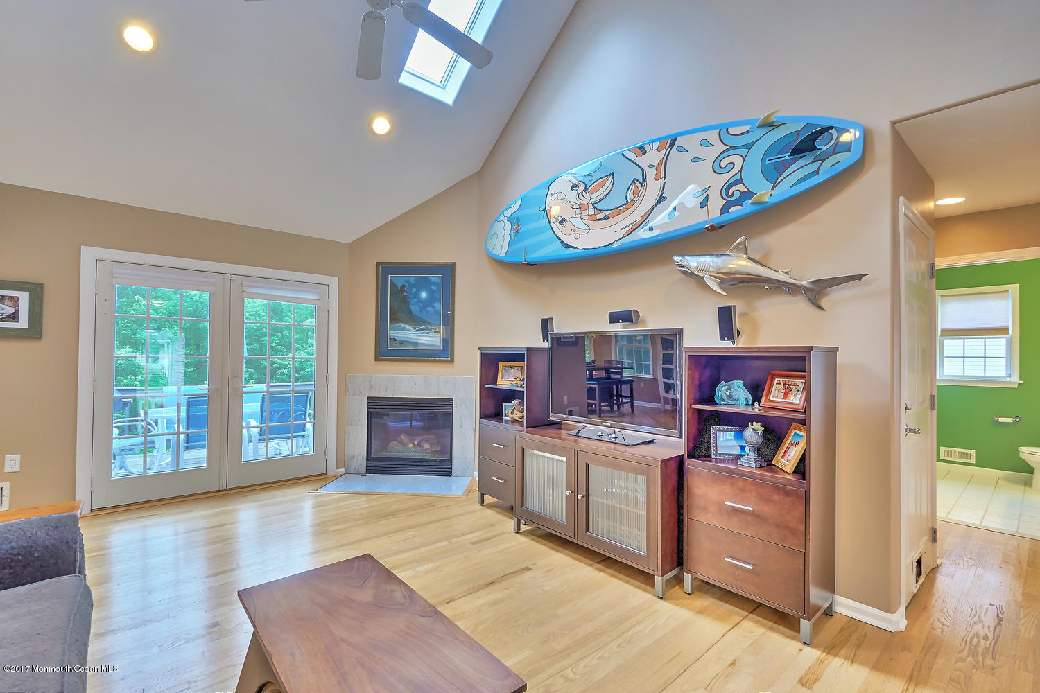 172 Commodore Road Manahawkin, NJ 08050 - Photo 10 of 25 172 Commodore Rd Manahawkin NJ-large-010