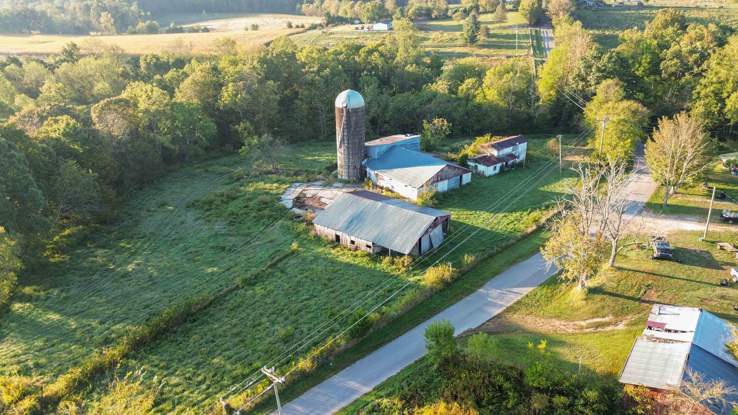2630 Estill Hackney Road Eubank, KY 42567 - Photo 17 of 24 007