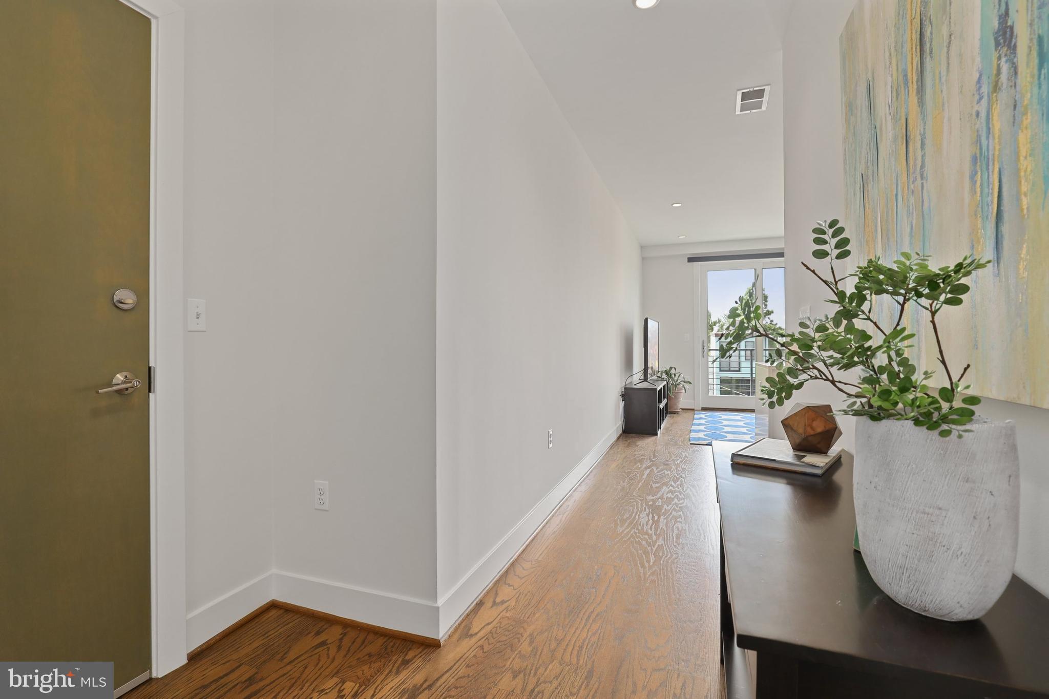2920 Georgia Avenue Northwest, Unit 303 Washington, DC 20001 - Photo 22 of 38