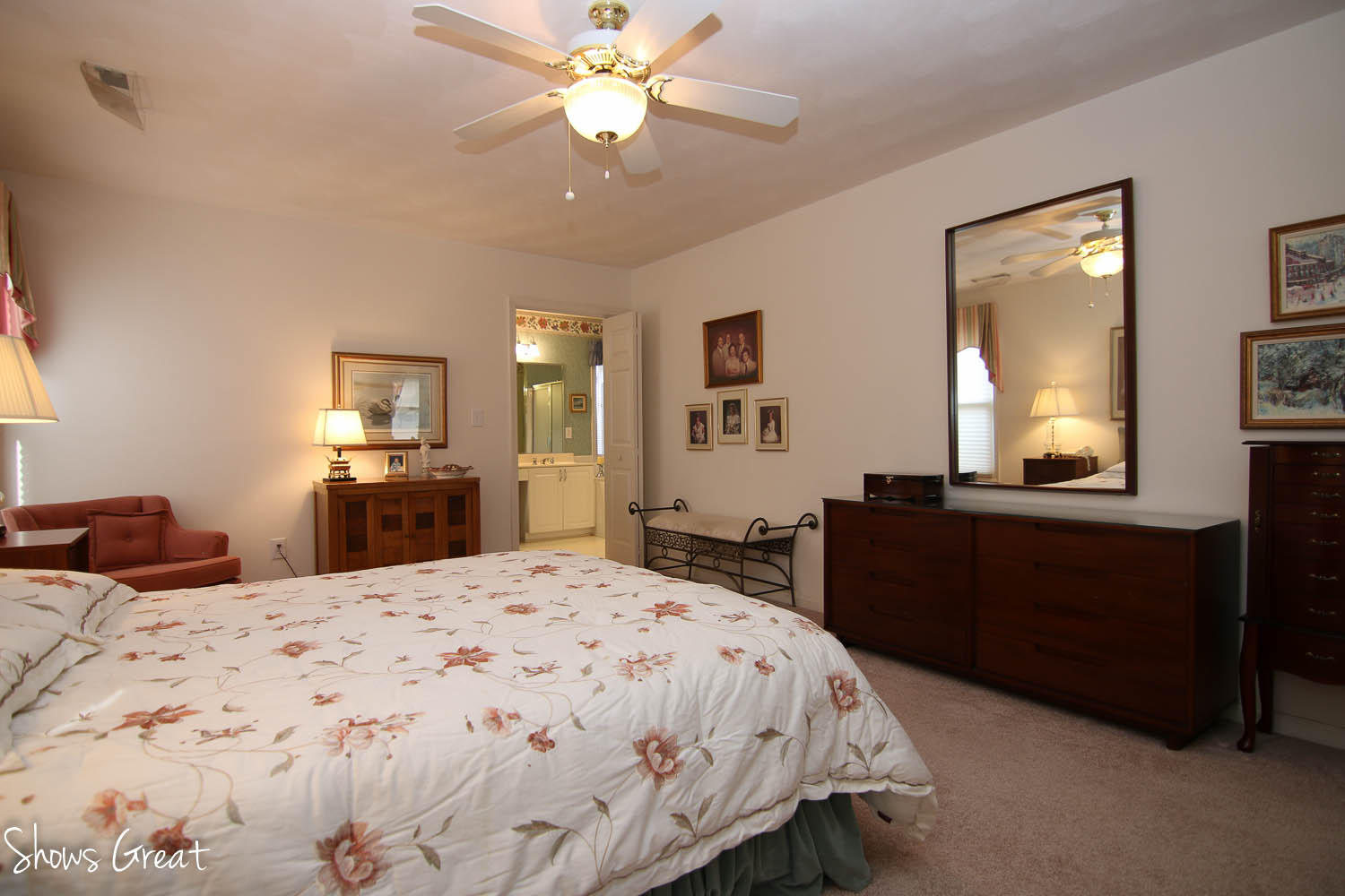 3201 Pineland Road Southwest Roanoke, VA 24018 - Photo 26 of 41 IMG_1946.jpg