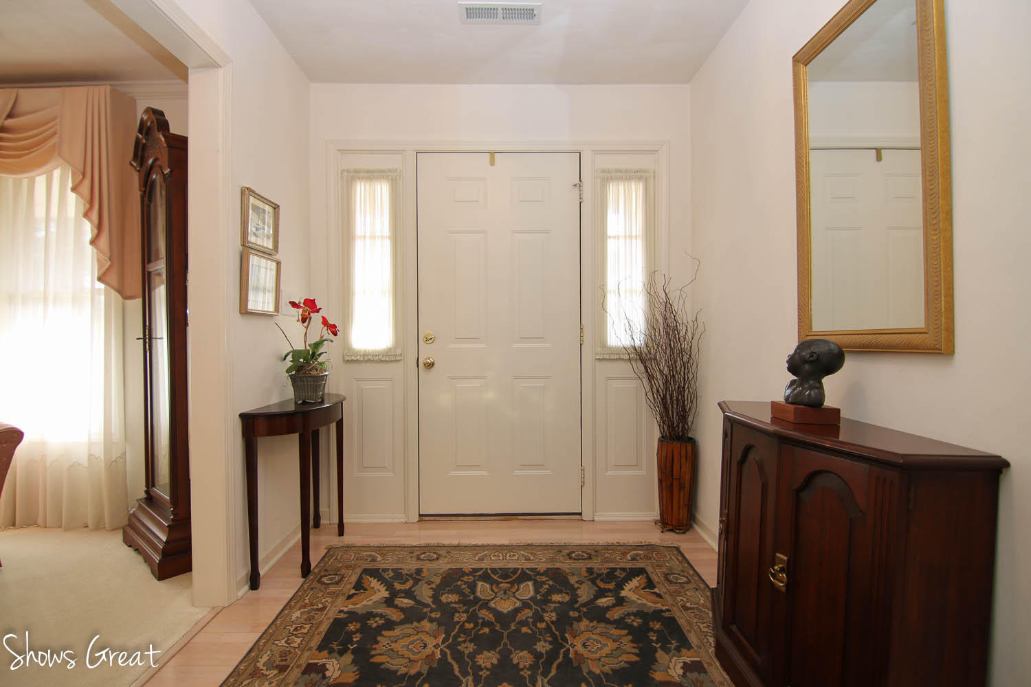 3201 Pineland Road Southwest Roanoke, VA 24018 - Photo 6 of 41 IMG_1955.jpg