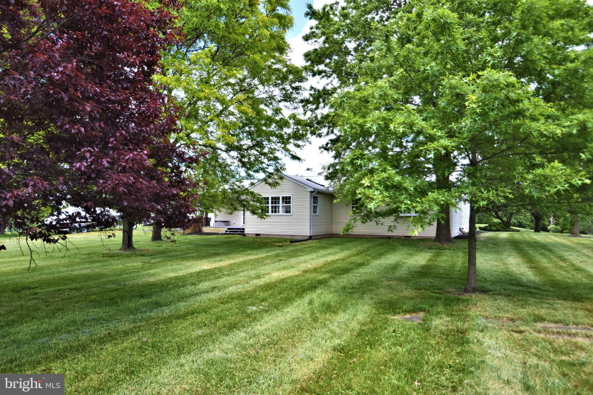 253 Freed Road Harleysville, PA 19438 - Photo 15 of 61 Exterior w rear yard