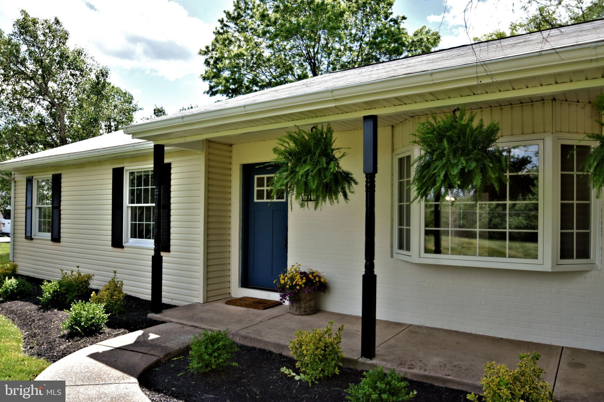 253 Freed Road Harleysville, PA 19438 - Photo 3 of 61 Front Entry