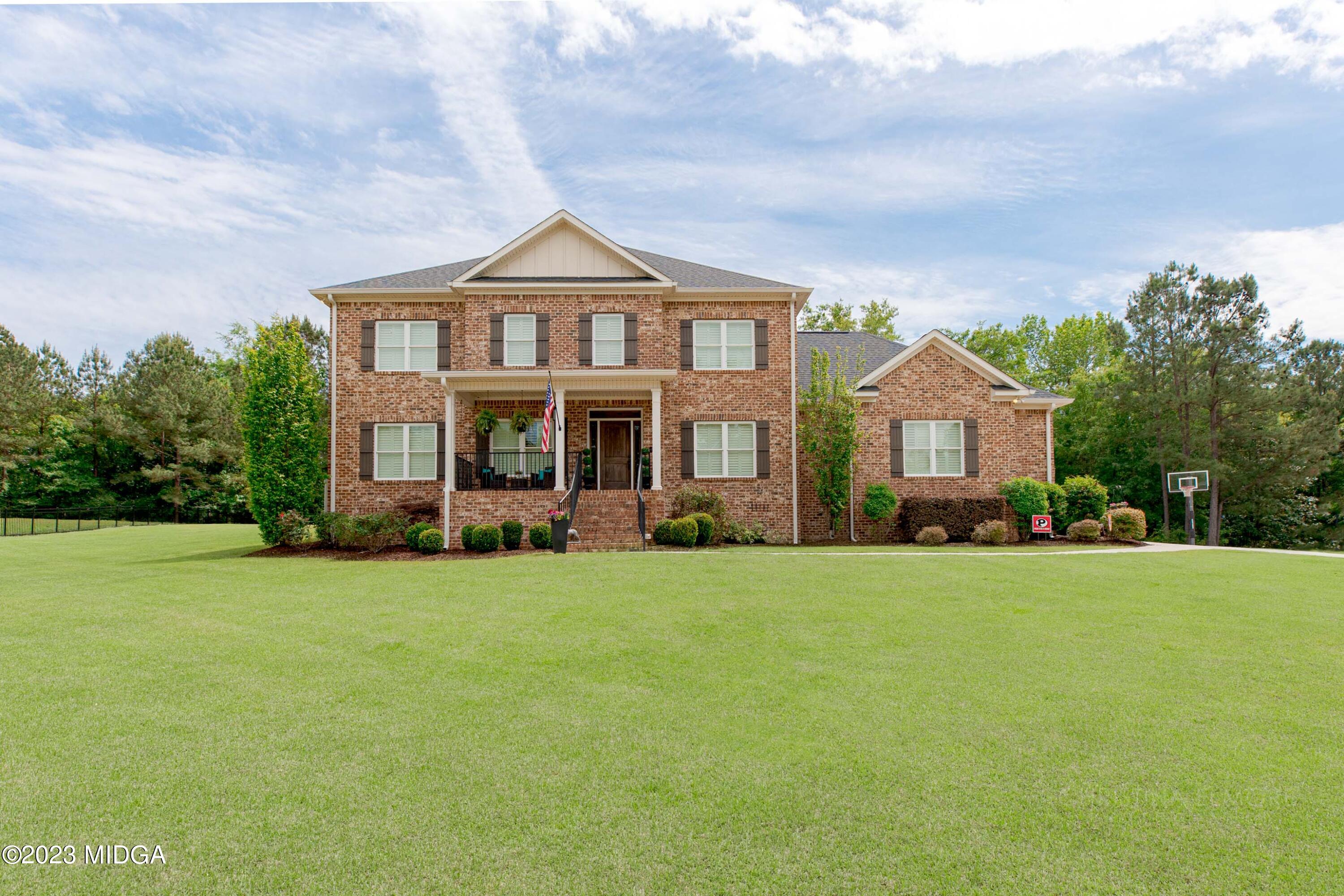 245 Rutledge Way Macon, GA 31210 - Photo 1 of 54 Front