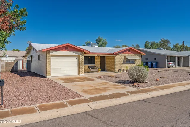 $305,000 | 1694 West 13th Avenue, Apache Junction, AZ 85120