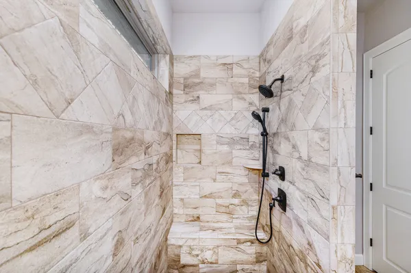 $549,900 | 1707 Madera Oaks Court, Conroe, TX 77304