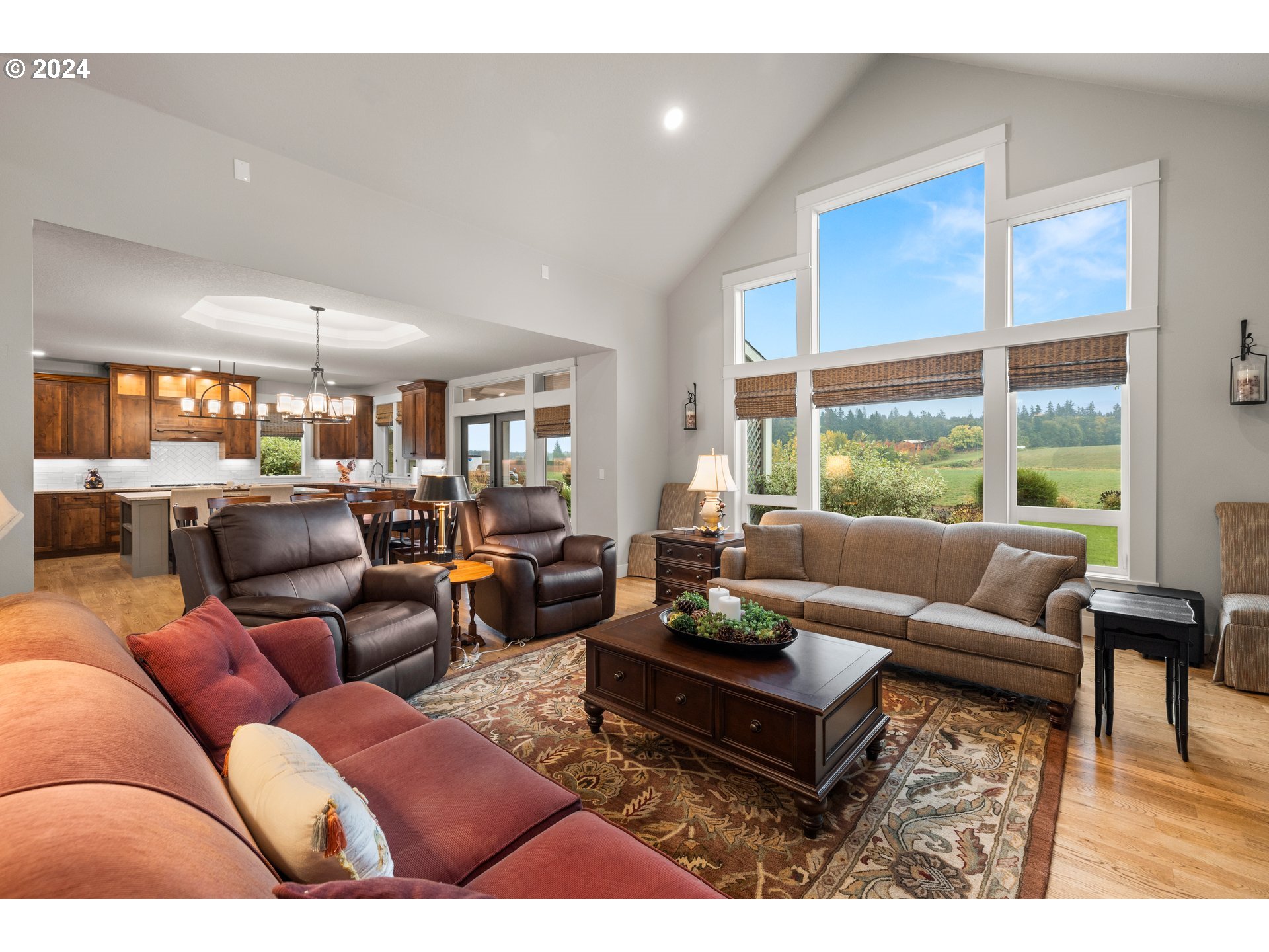 15560 Northeast Eilers Road Aurora, OR 97002 - Photo 3 of 43 Gallery Image 3