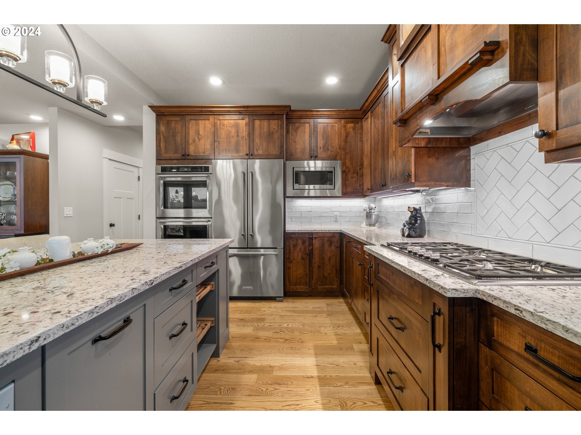15560 Northeast Eilers Road Aurora, OR 97002 - Photo 10 of 43 Gallery Image 10