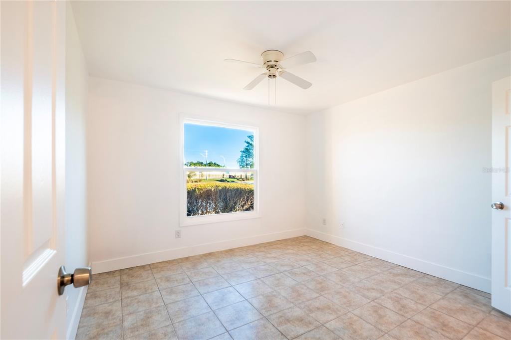1400 Gandy Boulevard North, Unit 412 St. Petersburg, FL 33702 - Photo 24 of 44 a view of an entryway with wooden floor