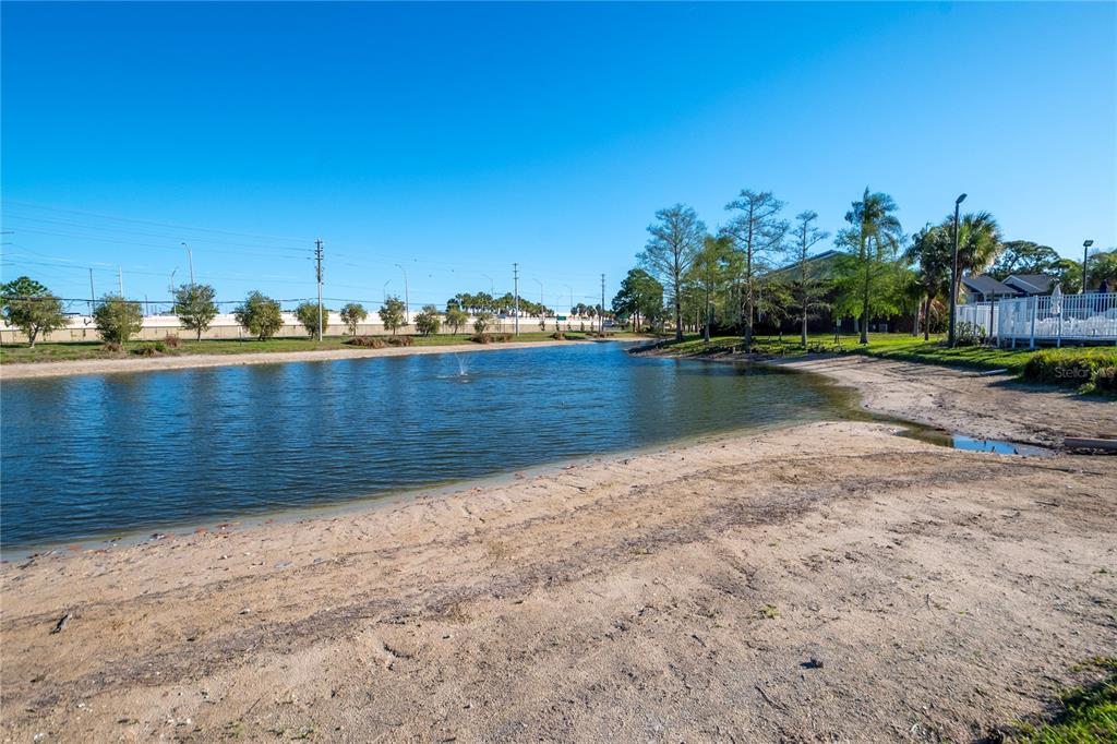 1400 Gandy Boulevard North, Unit 412 St. Petersburg, FL 33702 - Photo 38 of 44 a view of outdoor space and city view