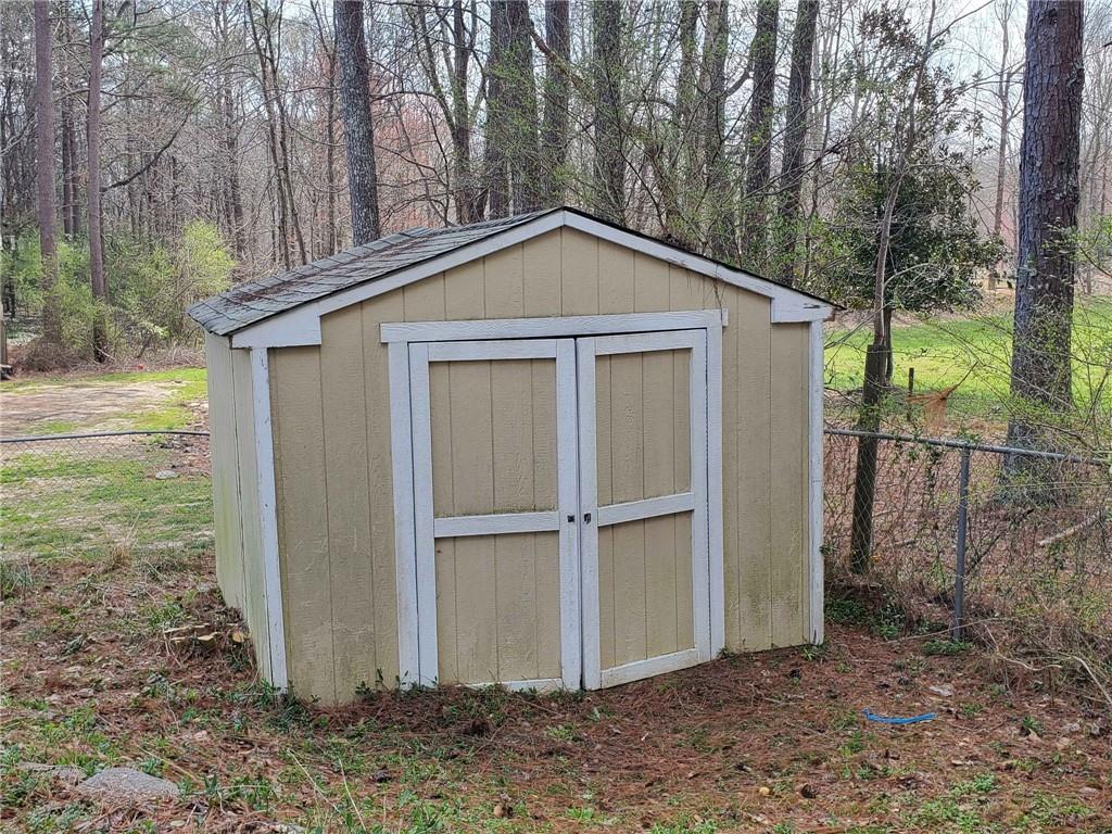 846 Idlewood Road Winder, GA 30680 - Photo 24 of 27 a view of backyard with green space