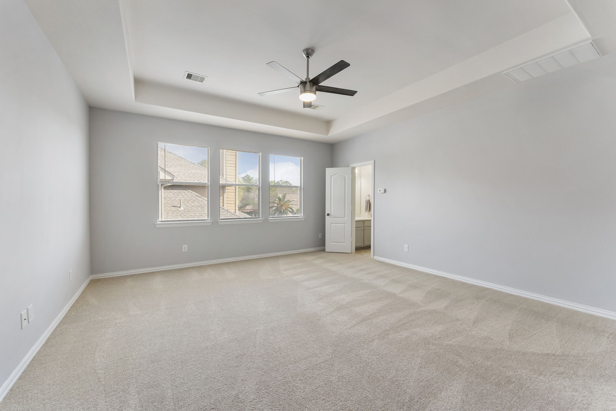 27515 Chris Ridge Court Spring, TX 77386 - Photo 24 of 31 This game room can be used for a variety of purposes from a media room, kids play space, or a guest suite.
