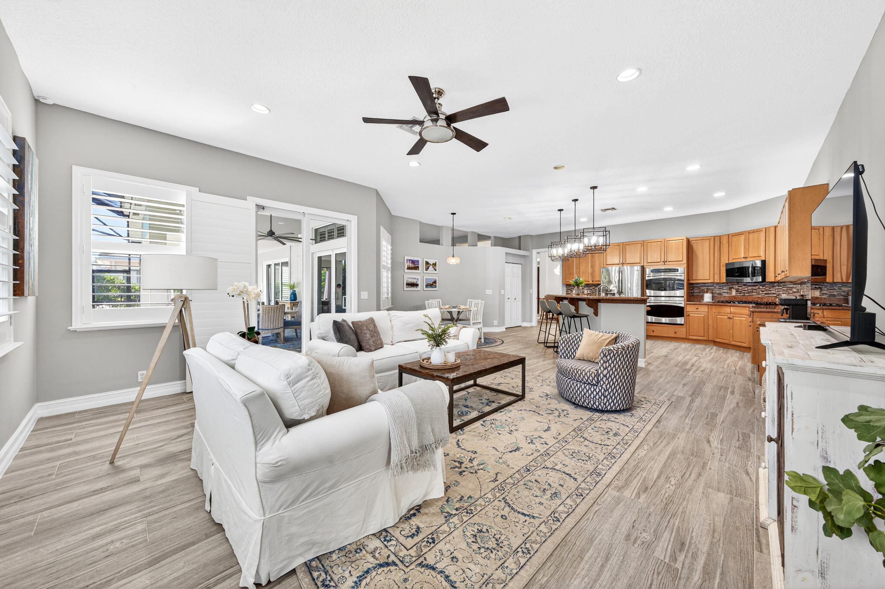 138 Mystic Lane Jupiter, FL 33458 - Photo 22 of 56 LIVING ROOM
