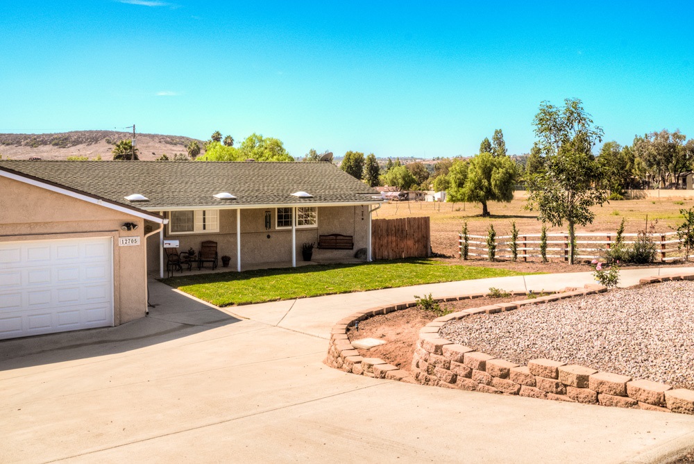 12705 Roca Grande Drive Poway, CA 92064 - Photo 1 of 25
