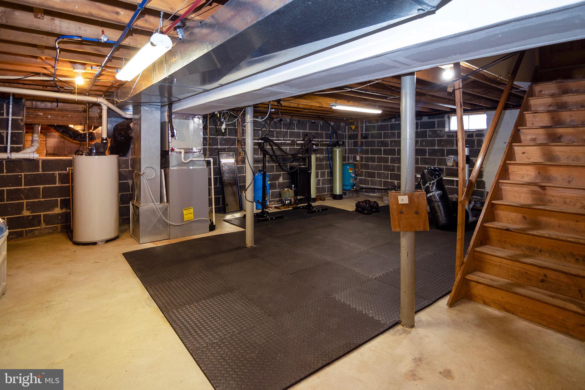 4643 Jackson Road Williamstown, NJ 08094 - Photo 39 of 74 a view of a room with gym equipment