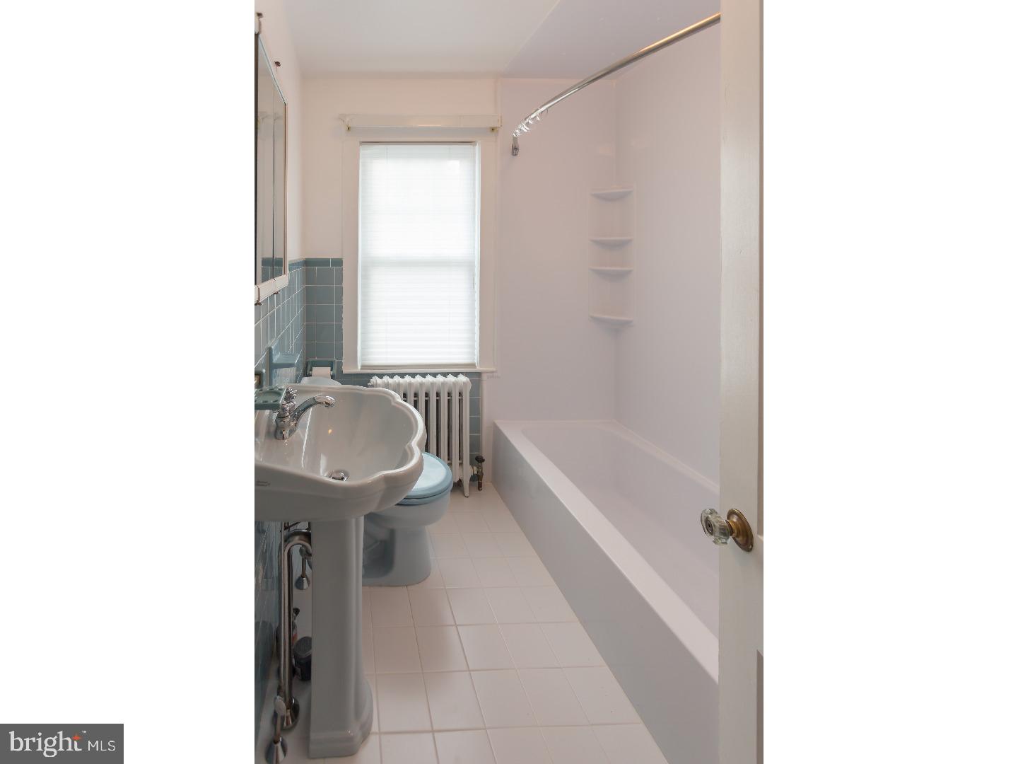 129 Sycamore Road Havertown, PA 19083 - Photo 15 of 25