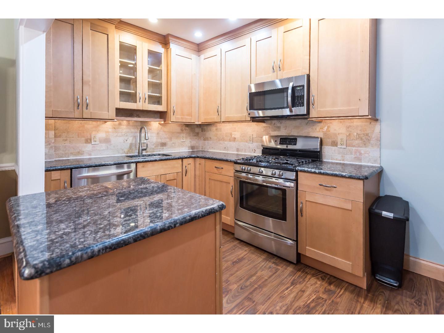 129 Sycamore Road Havertown, PA 19083 - Photo 8 of 25