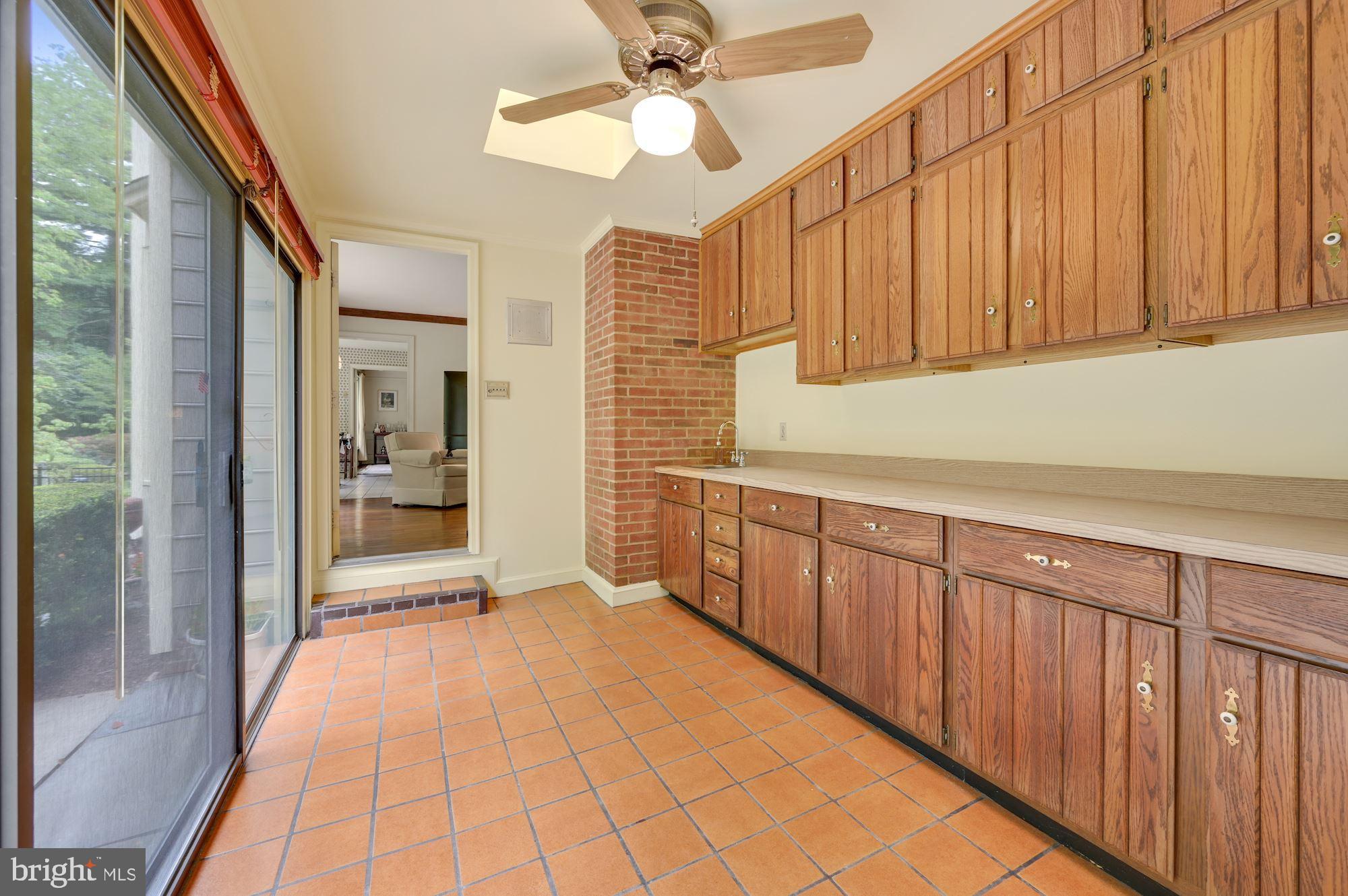 6940 Greentree Road Bethesda, MD 20817 - Photo 23 of 50 Gallery Image 23