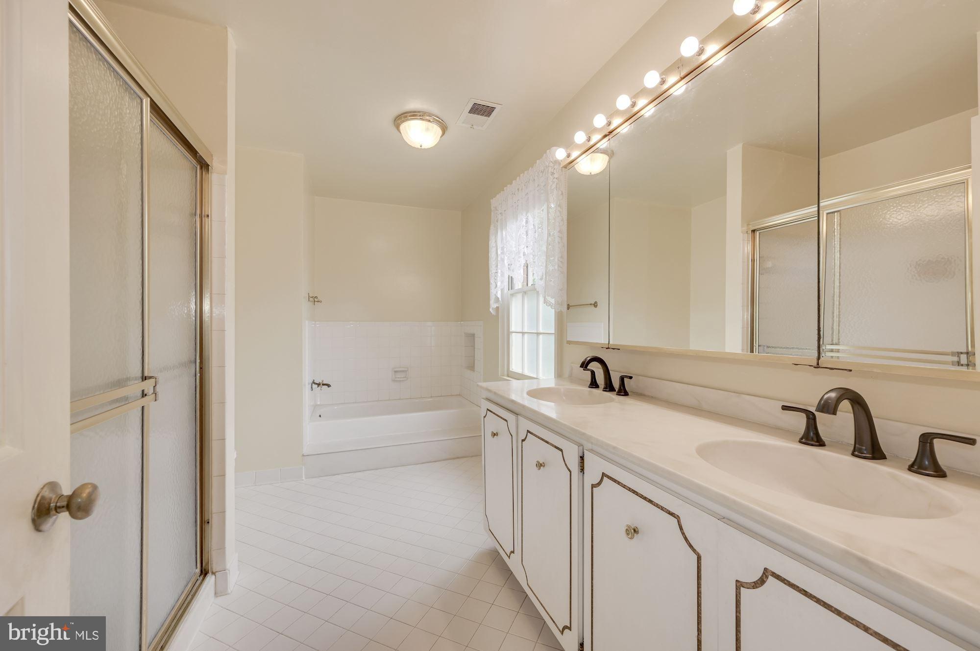 6940 Greentree Road Bethesda, MD 20817 - Photo 33 of 50 Gallery Image 33