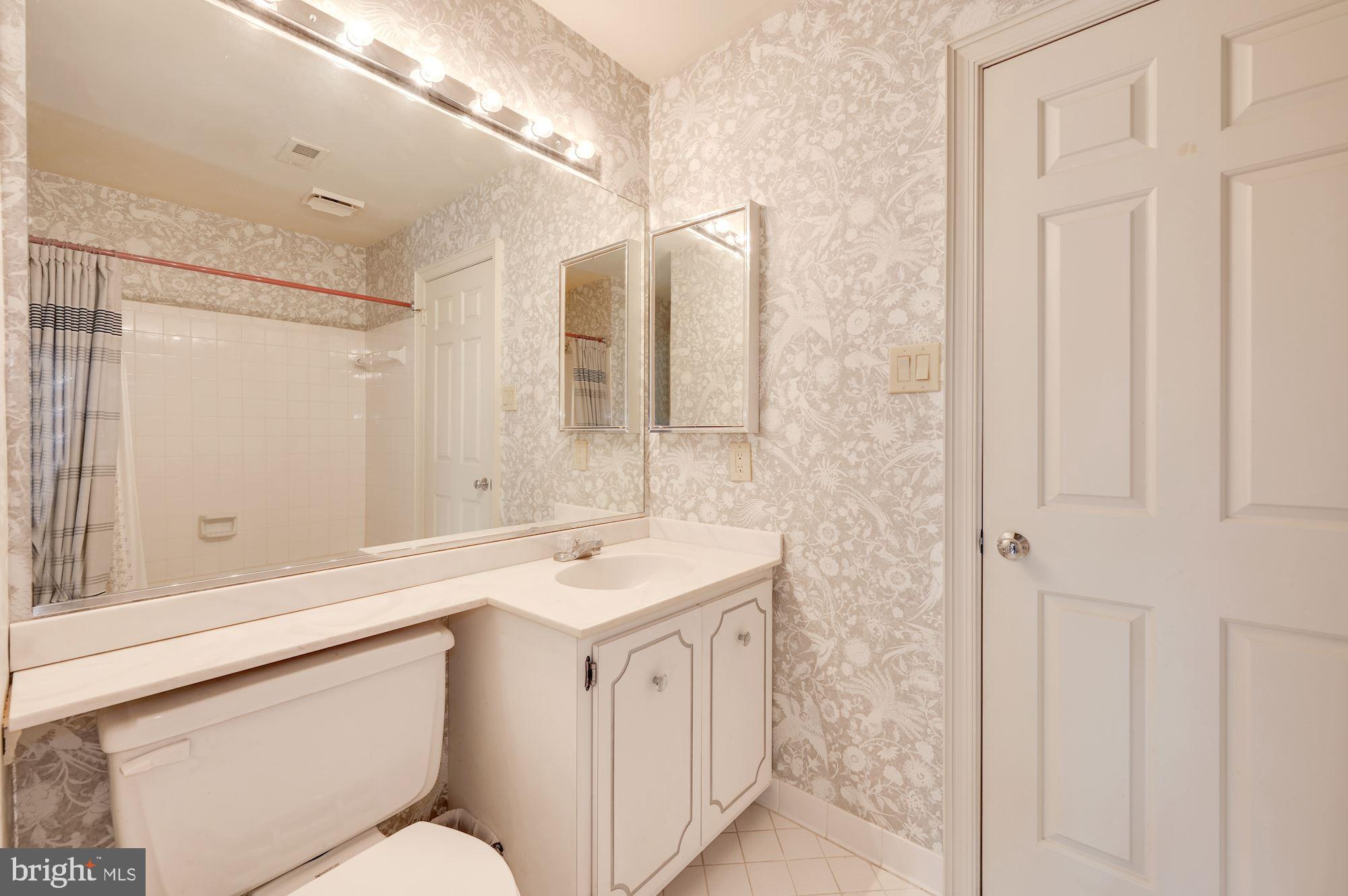 6940 Greentree Road Bethesda, MD 20817 - Photo 38 of 50 Gallery Image 38