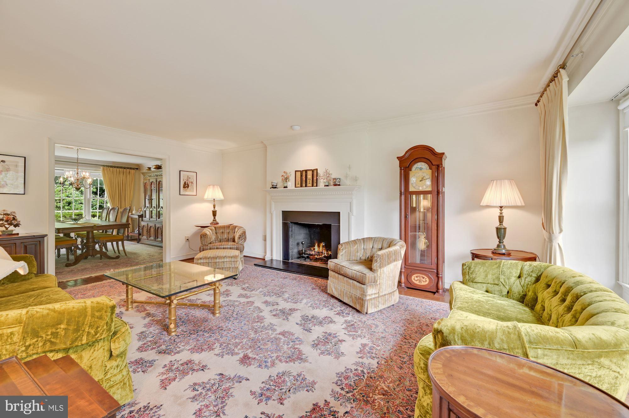 6940 Greentree Road Bethesda, MD 20817 - Photo 7 of 50 Gallery Image 7