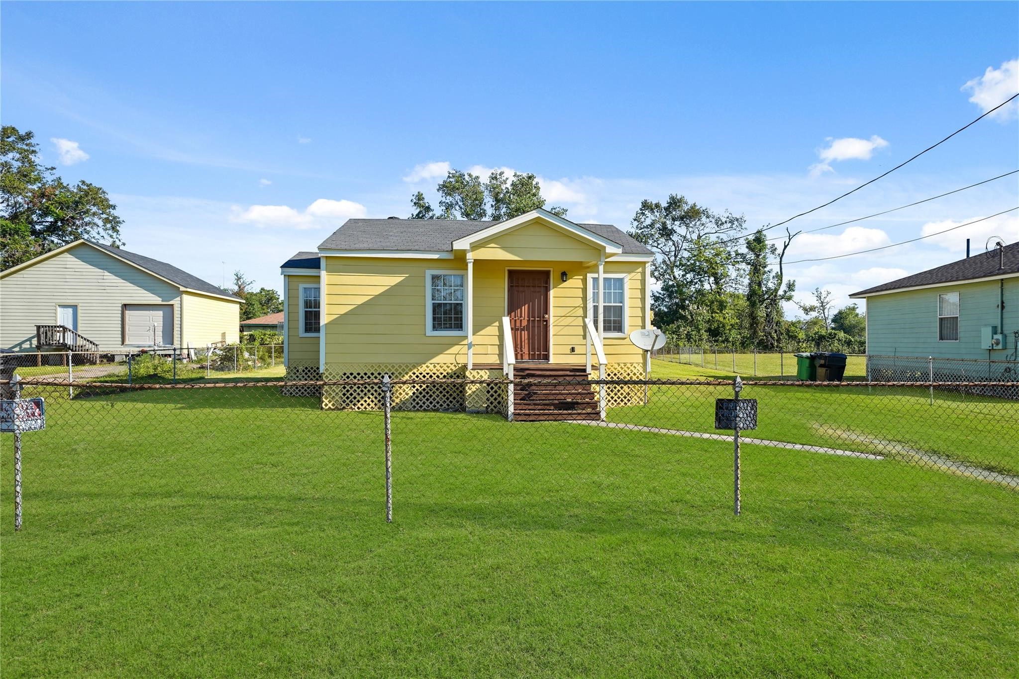3521 Lebadie Street Houston, TX 77026 - Photo 2 of 9 a front view of a house with a yard