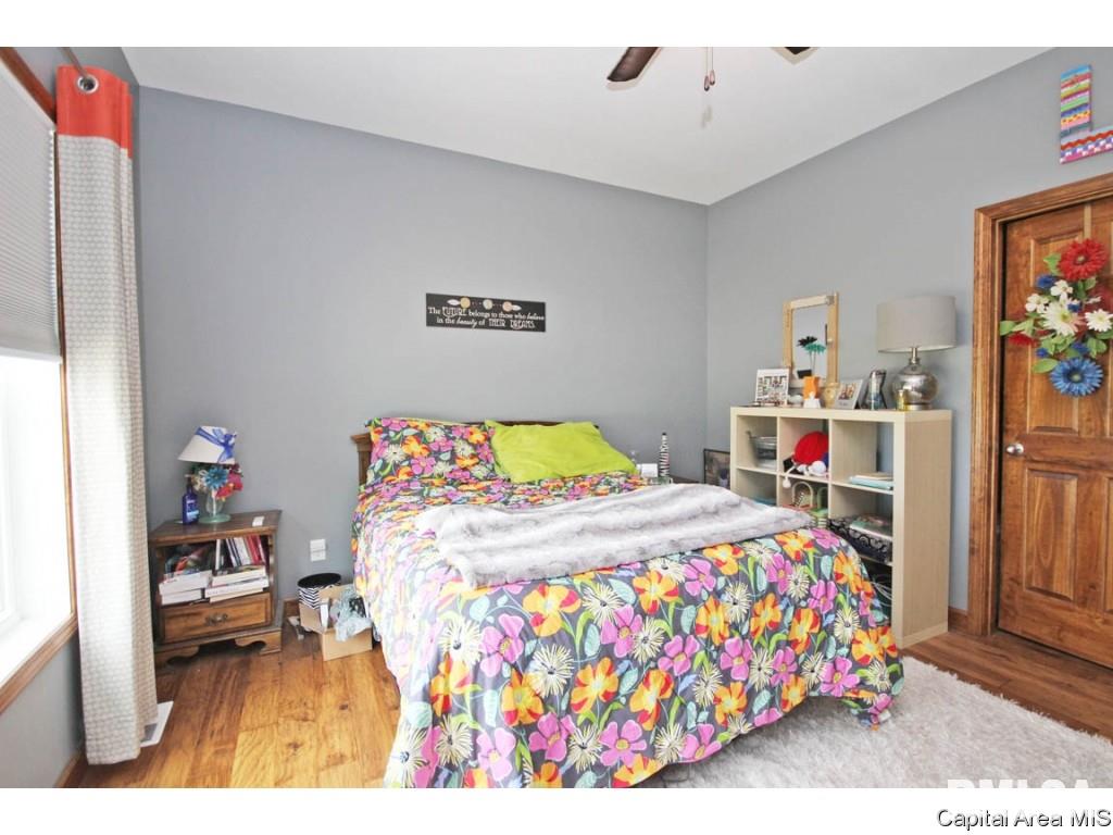14230 Dixon Road Auburn, IL 62615 - Photo 20 of 36 Gallery Image 20