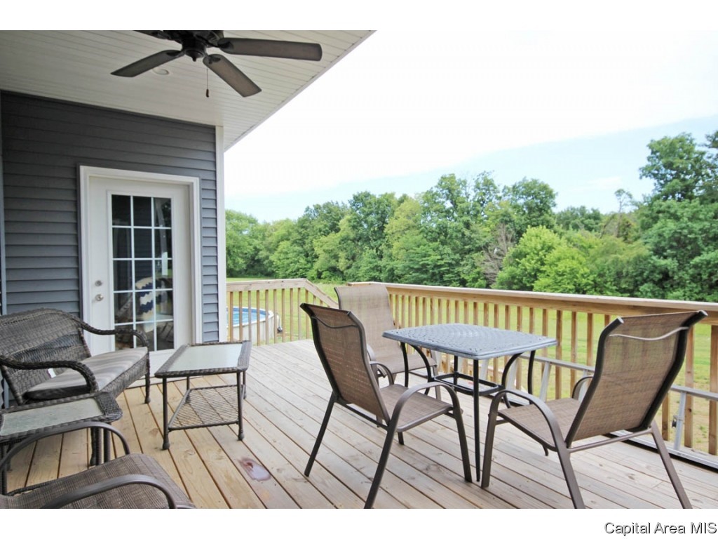 14230 Dixon Road Auburn, IL 62615 - Photo 29 of 36 Gallery Image 29